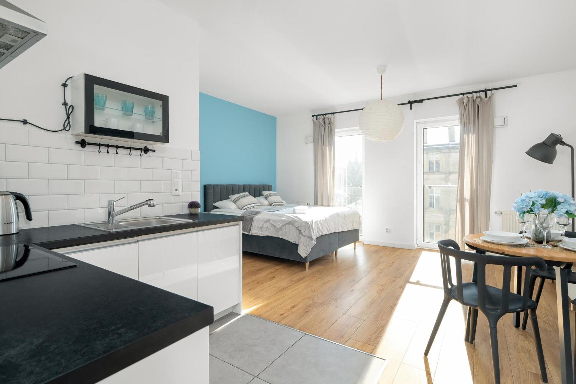 Klimatyczne I Nowoczesne Studio Very Berry W Poznaniu By Noclegi Renters Kültér fotó
